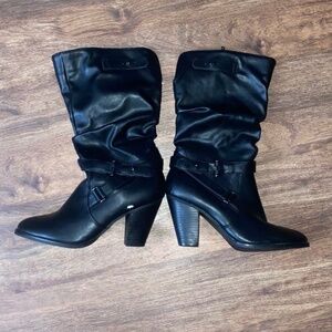 Women’s Apt 9 Heeled Side Zippered Boots Size 9M